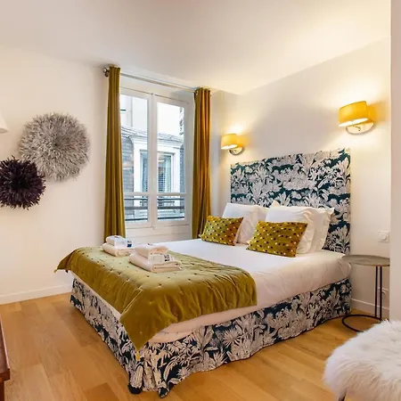 Cmg Champs Elysées- Boetie 4gg Appartement