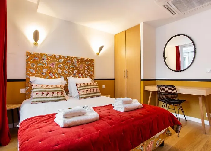 Charming - 3br-6p - Champs Elysees